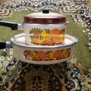 Vintage 1970s Sears Roebuck Enamelware 2 Pots 4 Piece Set